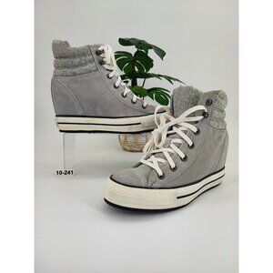 Converse Women’s Chuck Taylor All Star Platform Gray Suede Bootie Size 10 US